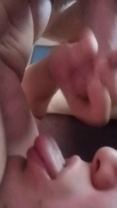 I cum in my own mouth-self facial- svrsavam sam sebi u usta