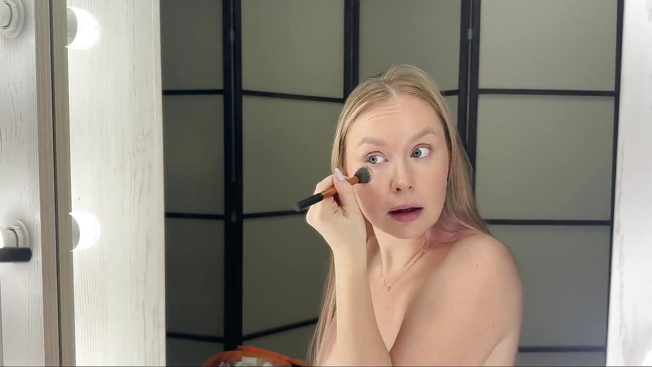 Russian Slut Teaches to Be Naughty