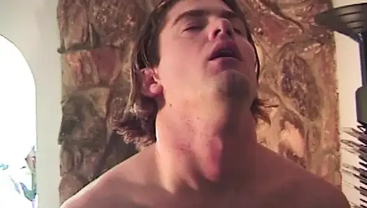 Heißer Blowjob und Intensive Penetration
