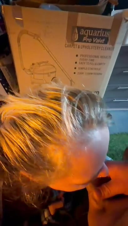 Furtiva en el garaje, casi nos atrapan