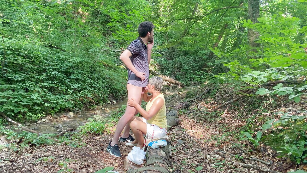 Madam O Outdoor Anal 6 - Bee's & Mushrooms!!!