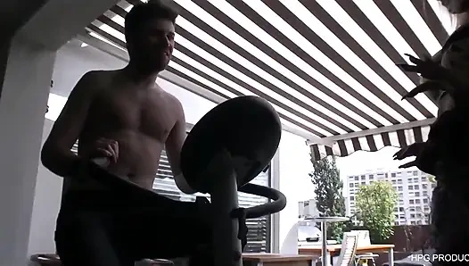 60 genç erkek avcısı amcığını yalatıyor