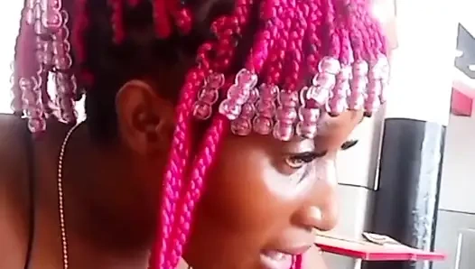 Er will mich ficken, weil ich sein geld gelutscht habe