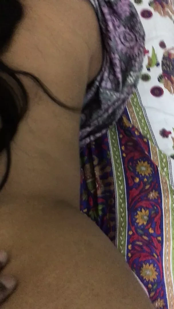 Desi bhabhi in mood with devar