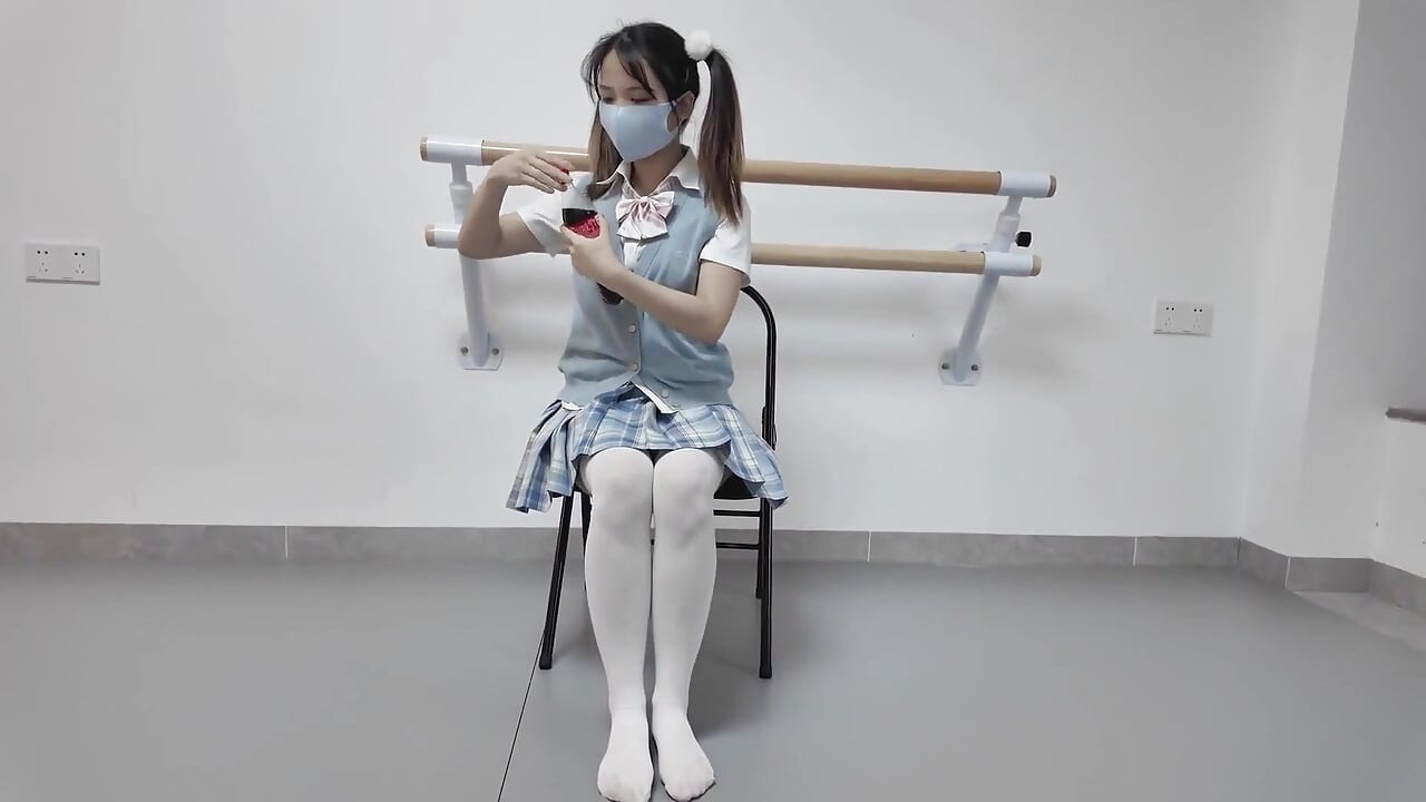 Hs021-an Asian Girl in School Uniform Was Disciplined