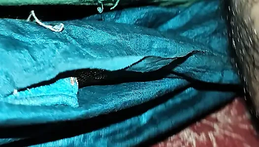 Сексуальное видео на хинди Bhabhi Ki