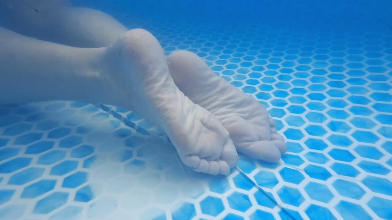 Under water feet
