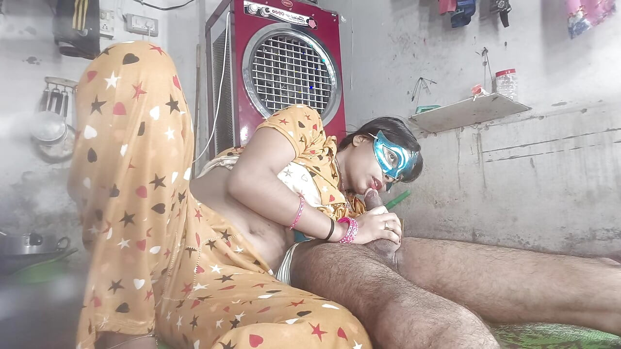 Step-sister hit ass, sucked his cock from step-brother's cock and sucked water from his cock Hindi audio