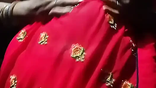 Hintli yeni köylü evli kadın seksi ateşli çıplak şov