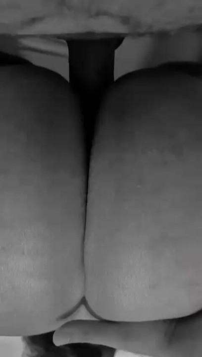 I am fucking my big ass girl friend