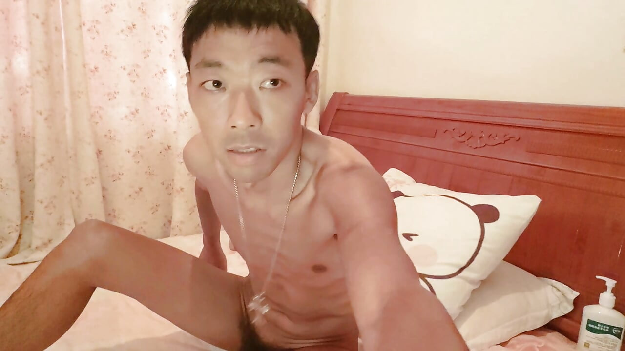 Super Asian Boy's Secret Base Lounge: Groaning, Masturbating, Ejaculating, and Eating Liquid