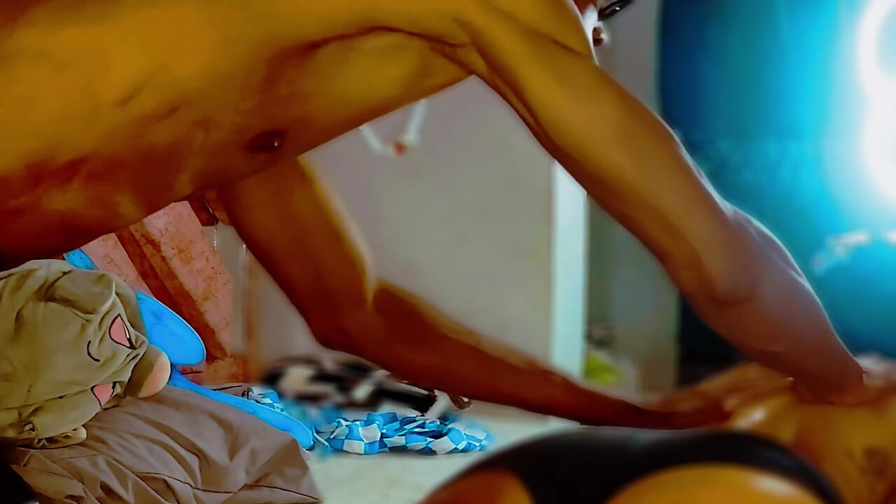 South Merican Goon Room - LIL JOCKEY 4FT FREAKY BOOTY