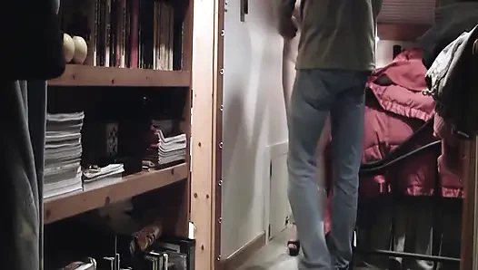 Заставляет Amelie ждать снова