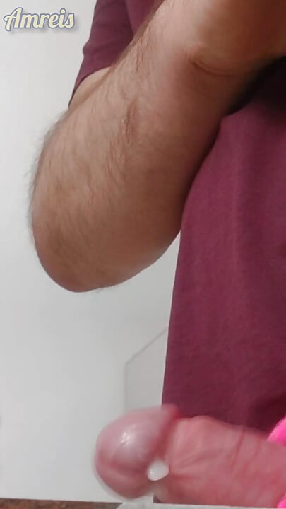 Massage vibration make me cum crazy on kitchen!