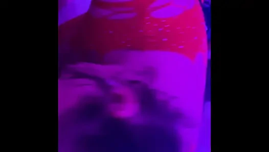 Tetangga dewasa bbw thong merah