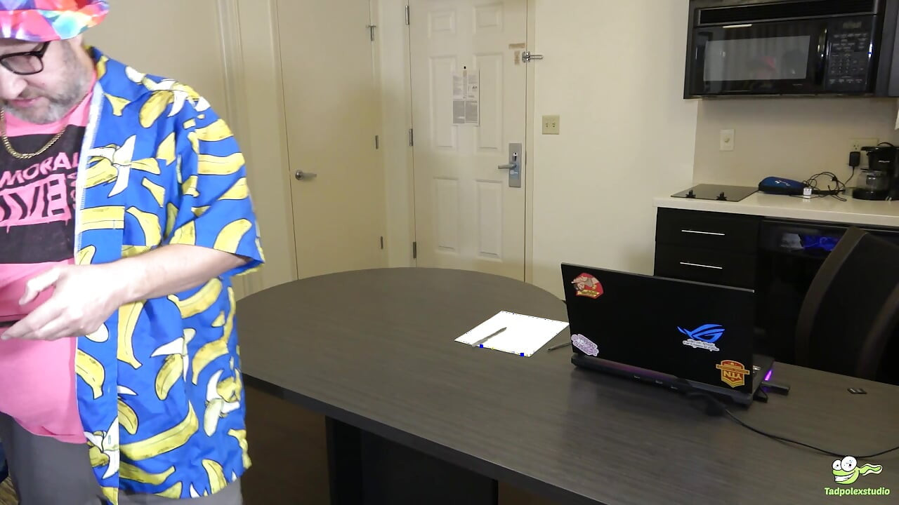 Lala Ivey Sells Sugar Stepdaddy a Lemon Used Car