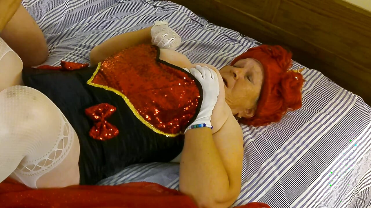 The Gilf Queen of Hearts' Suck, Vibrator Play, Fuck Orgasms & Creampie 101325CAMS245M