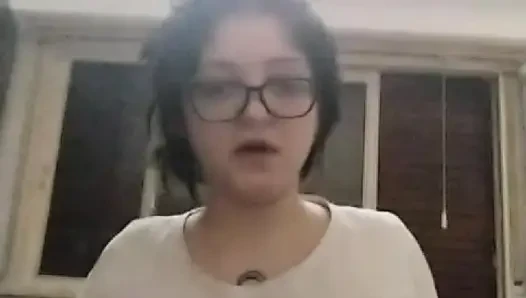 Double amputee masturbates for you