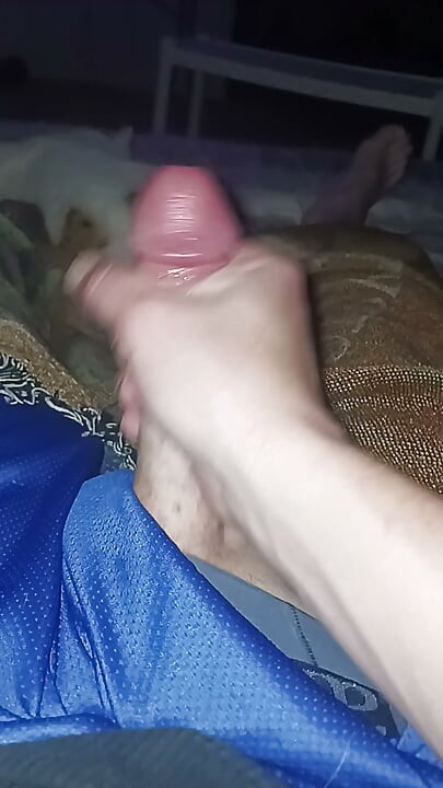Sooo horny I wanted to take it in my own hands