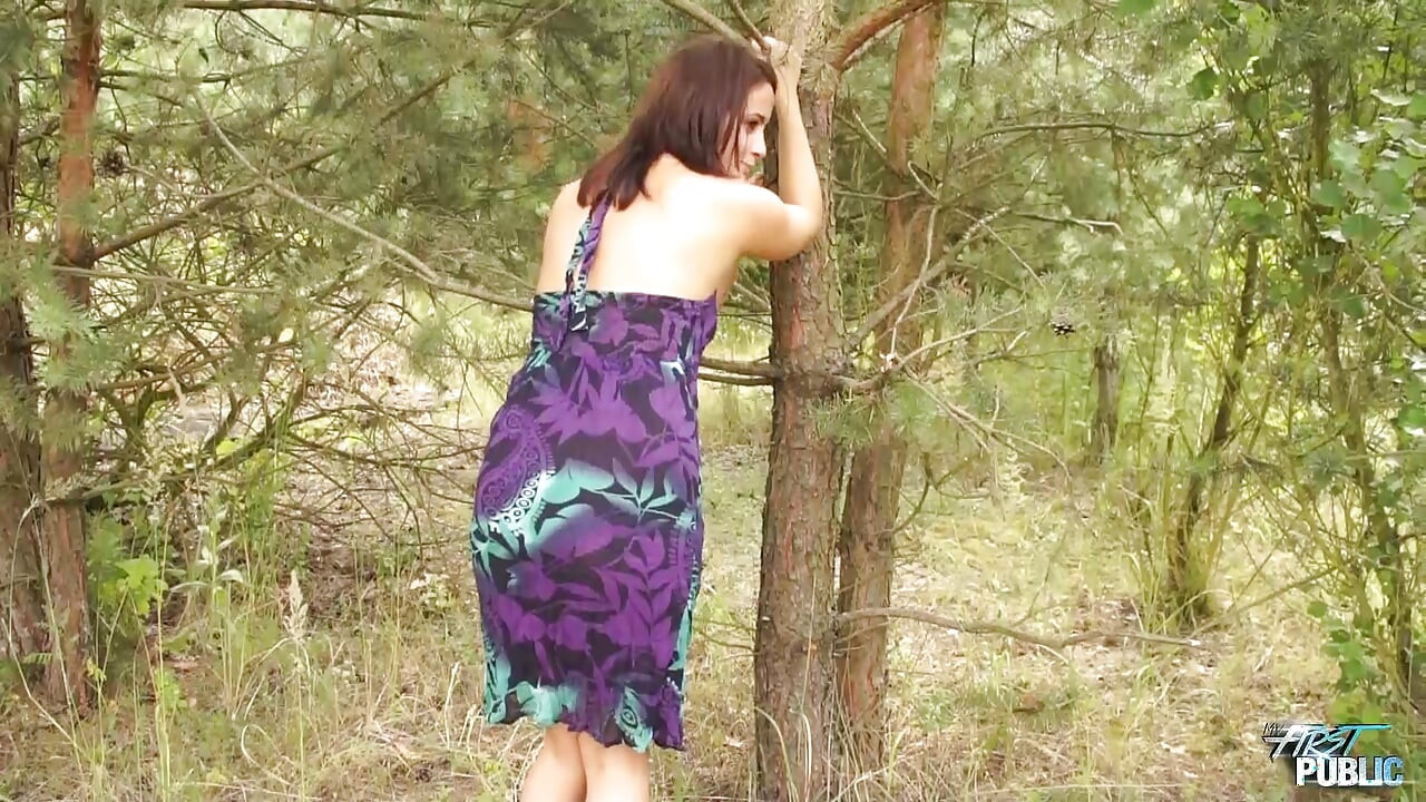 Outdoor Open Legs - Pavla