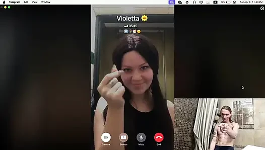 Webcam-modell lässt ihn im privaten anruf zweimal kommen!