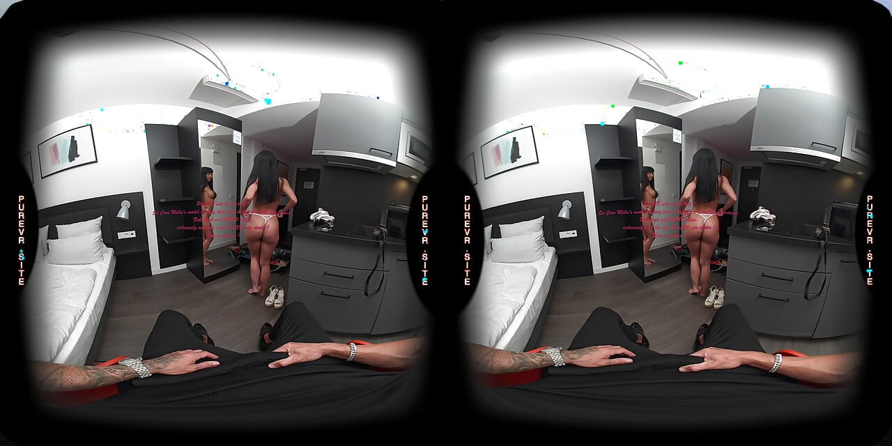 PureVR.site: exclusive home of Molly Smith, Cara Mella and other hot new models