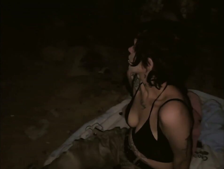POV: Alt Girl From Tinder Did a Deepthroat on the First Date by the Lake