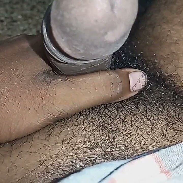 Adik ipar saya menjilat pepek di luar hotel