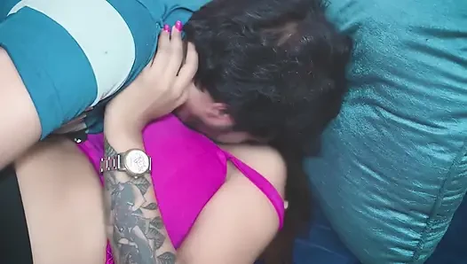 Chhoti stepsister ko chudae karna sikhaya