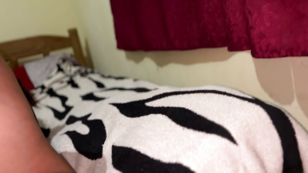 I SUCKED THE BIG ASS OF THE LADY WHO RENTS ME