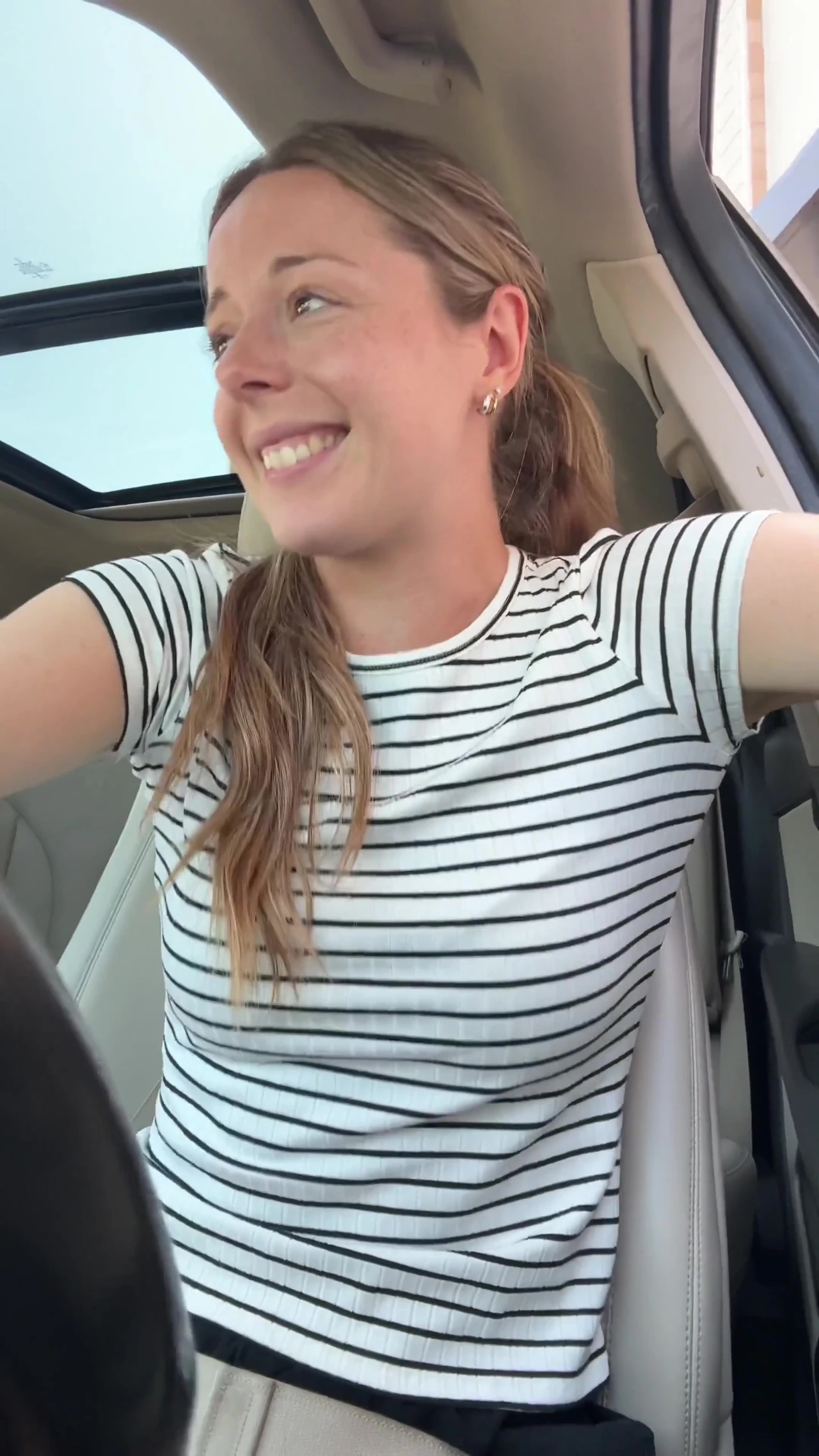 Lush in the Car! Risky Orgasm!