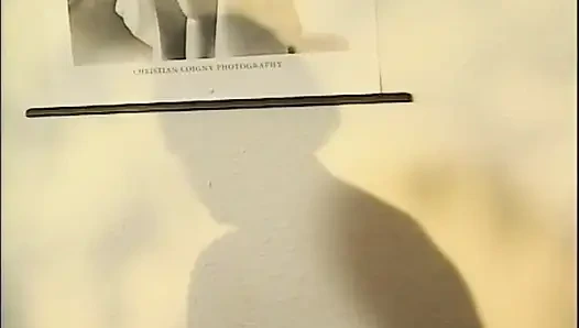 Милфа с большими сиськами обожает молодой член