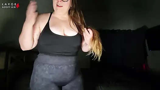 Olahraga bra try-on, tes goyangin, twerk menggoda sambil bugil