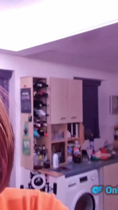 「素晴らしい巨根TGirl POV ThreeP Silf Fuck a MILF」の思い出に残る瞬間