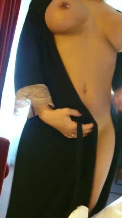 hot milf playing with her pussy