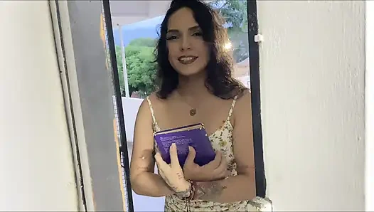 HANDUKKU JATUH DI DEPAN SELURUH PENDETA LATINA! - PORNO DALAM BAHASA SPANYOL