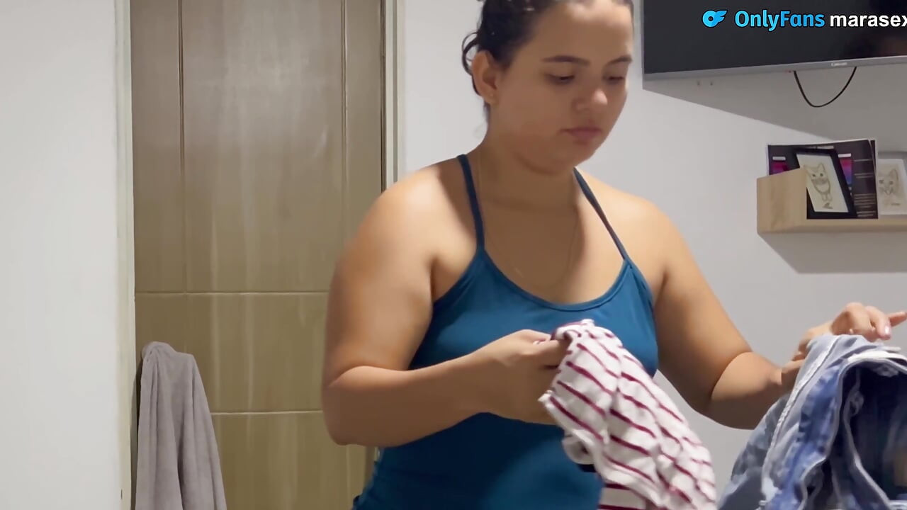 Fucking My Boss's Maid Before I Go Out