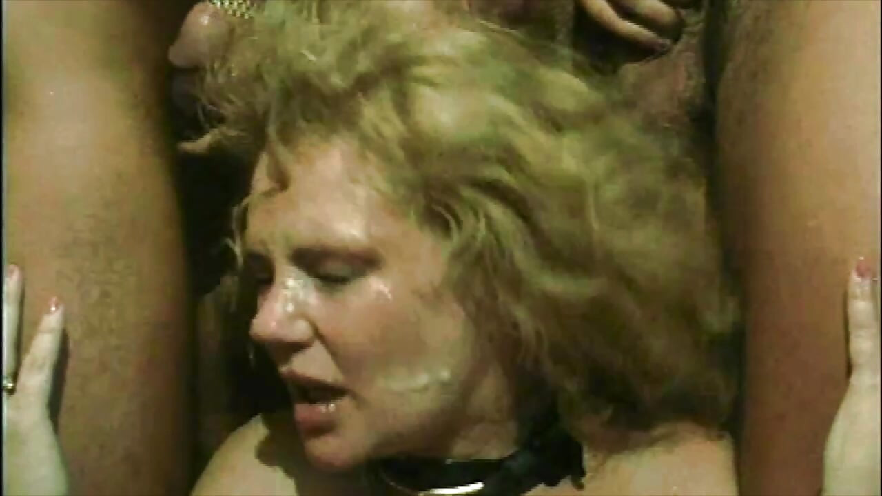 Orgia com Marina Lotar e outra puta da velha faculdade