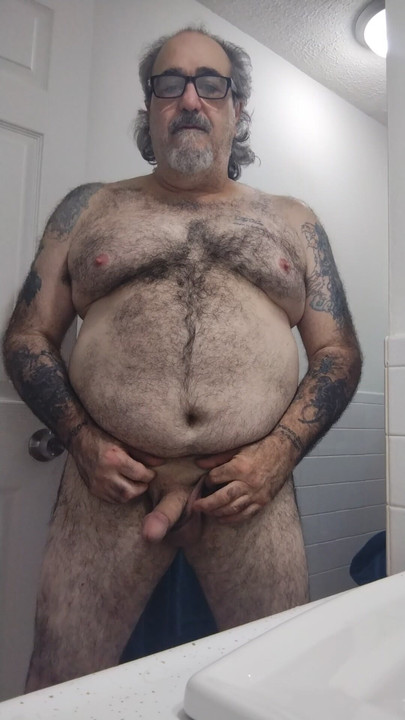 Polar bear with a little tease before the shower