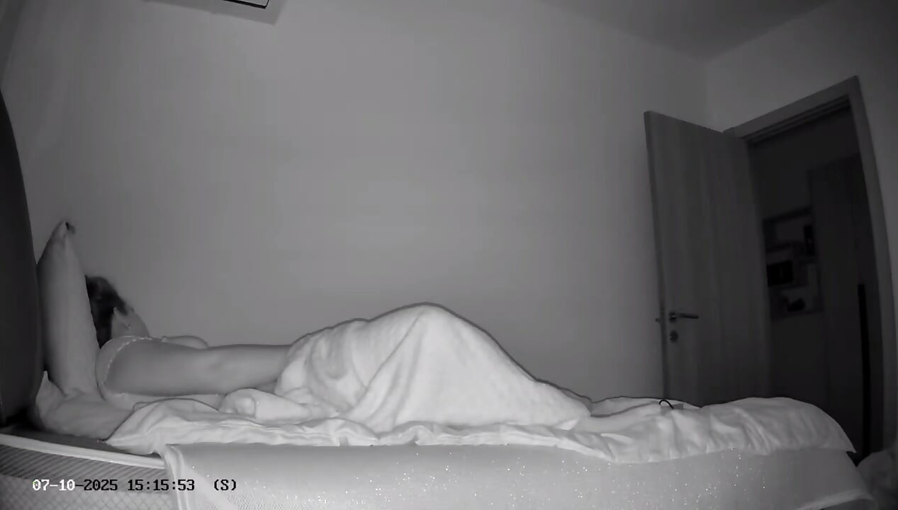 Night Vision Cam Catches Roommate Rubbing Herself