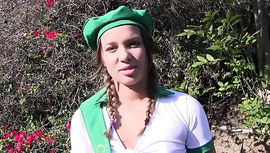 Horny Teen Liza Rowe Trades Cookies For Cock- Perv Milfs n Teens