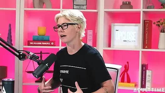 Kimmy Kimm Conquering Shame & Selling Used Panties | the Adult Time Podcast