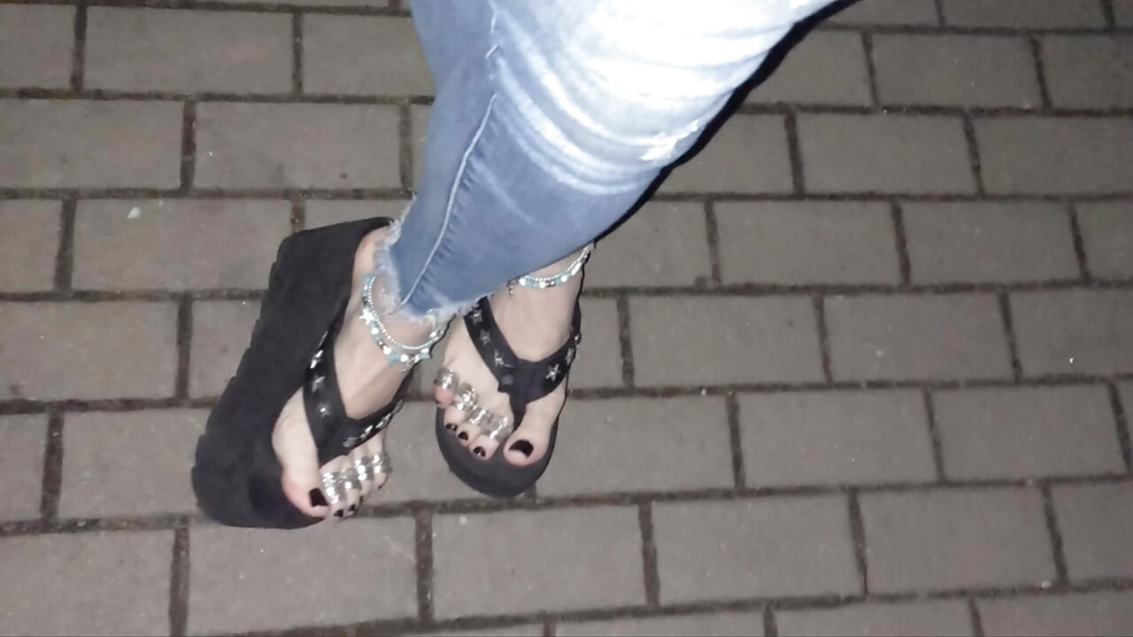 I'm cumming in the street again - lot of cum