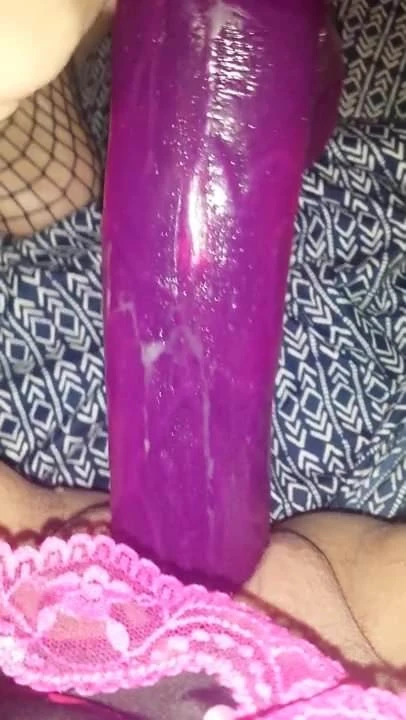 Come play with my pussy