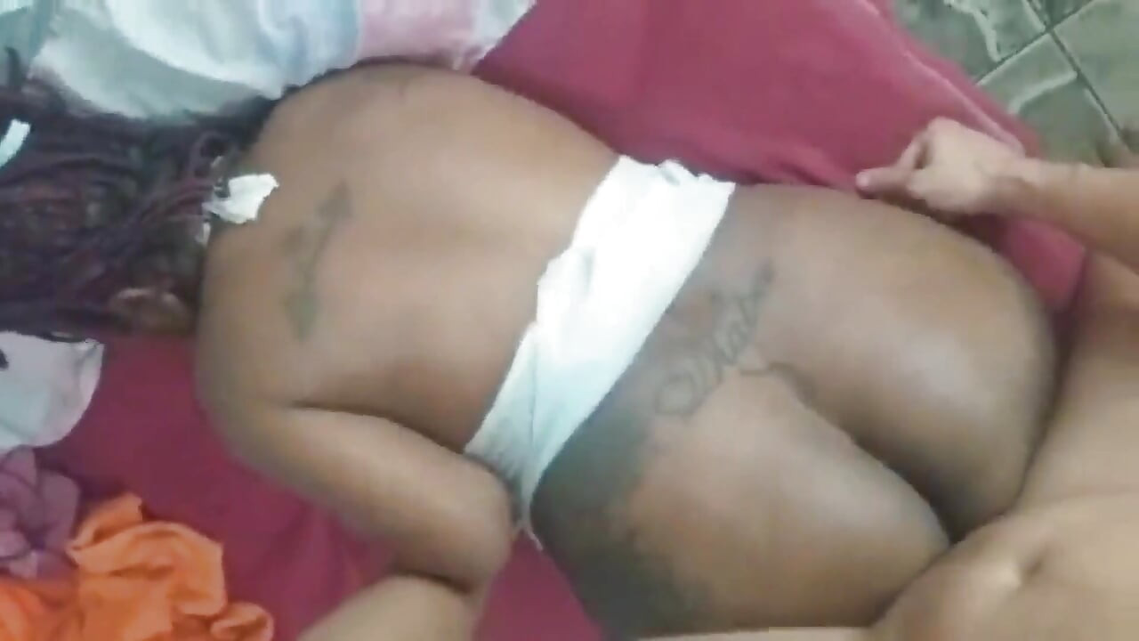 Meu Enteado Veio Ao Meu Quarto Depois Que Meu Marido Saiu E Colocou Seu Pênis Grande Na Minha Boca Enquanto Eumamei Ate Gozar