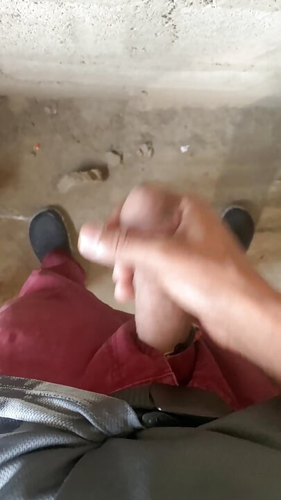 Jerking in an Uncompleted Building