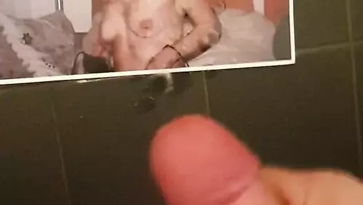 geilenina için Cumtribute