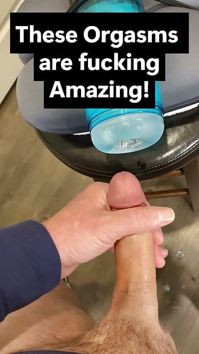 Hurricane Toy Demo and Cumshot Compalation