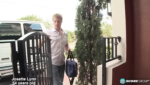 54 yaşındaki Josette'in götüne yarak hoş geldiniz