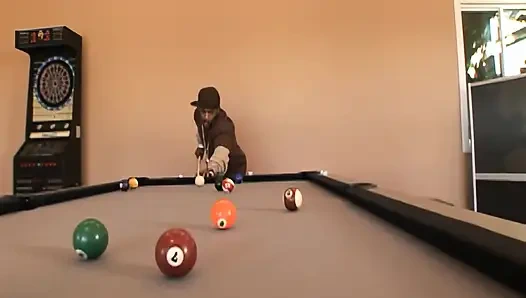 Mia Dan Laki-lakinya